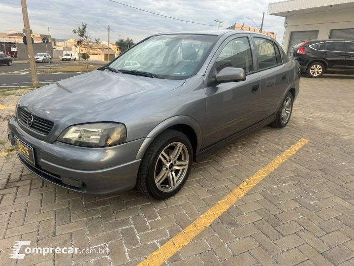 Astra GL 1.8