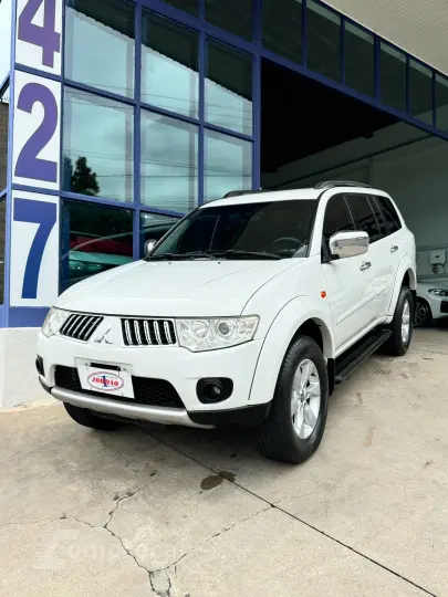 Pajero DAKAR 3.2 4x4 T.I. Dies. 5p Aut.