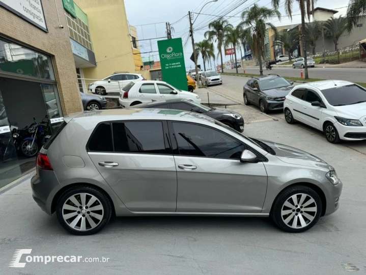 Golf Comfortline 1.4 TSI 140cv Aut.