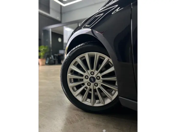 FOCUS 2.0 TITANIUM 16V FLEX 4P POWERSHIFT