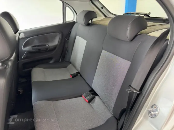 Gol (novo) 1.0 Mi Total Flex 8V 4p