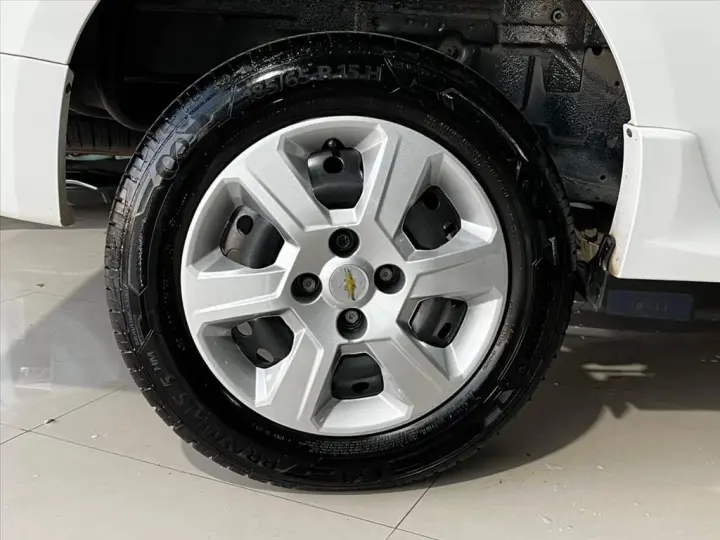 MONTANA 1.4 MPFI LS CS 8V FLEX 2P MANUAL