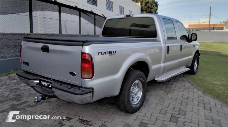 F-250 3.9 XLT 4X2 CS DIESEL 2P MANUAL