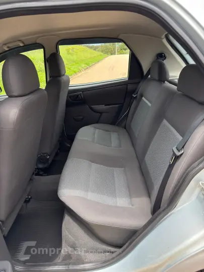 CELTA 1.0 MPFI LT 8V