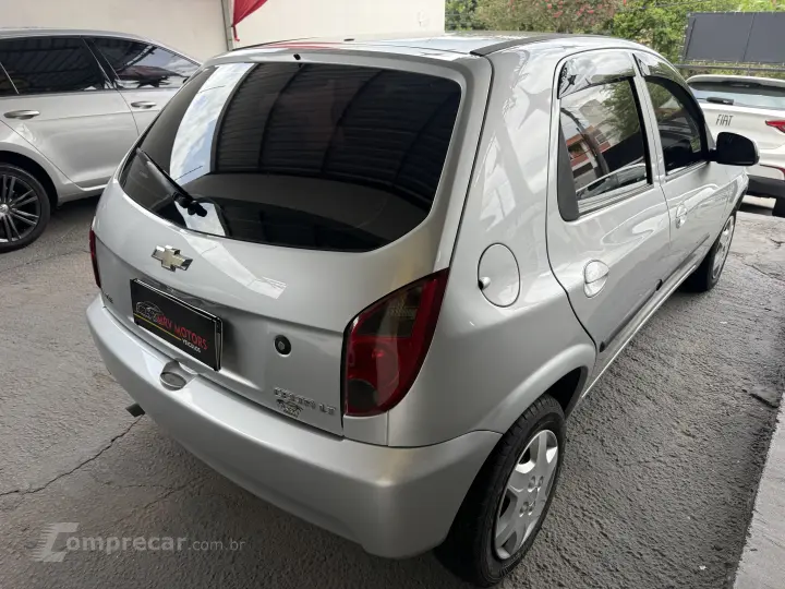 CELTA 1.0 MPFI LT 8V