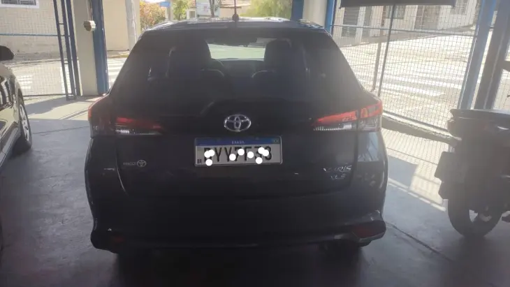 Yaris XLS automático/ teto