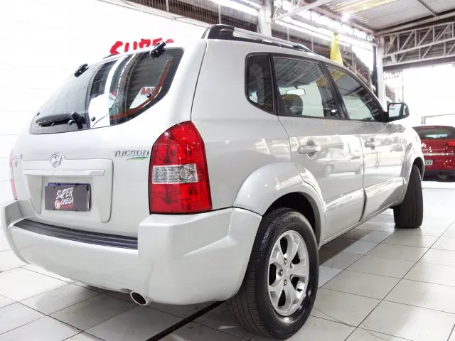 TUCSON - 2.0 MPFI GLS 16V 143CV 2WD 4P AUTOMÁTICO