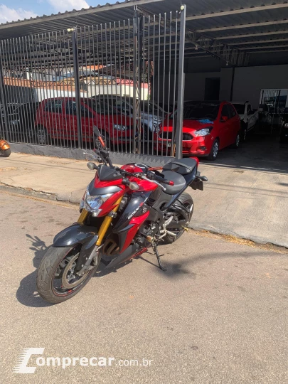GSX 1000