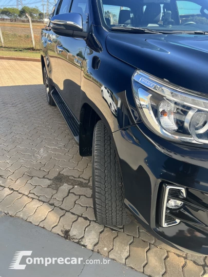 HILUX 2.8 SRX 4X4 CD 16V