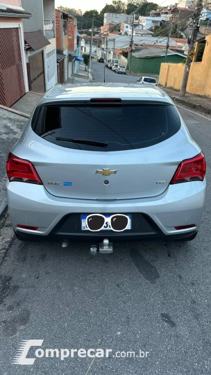 ONIX 1.4 MPFI LTZ 8V