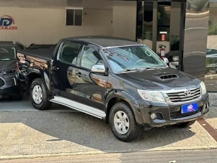 HILUX CD4X4 SRV