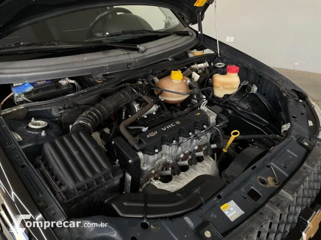 CLASSIC - 1.0 MPFI LS 8V 4P MANUAL