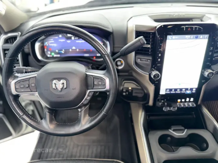 2500 6.7 I6 Turbo Laramie CD 4X4