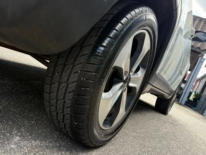 COMPASS 2.0 16V Longitude