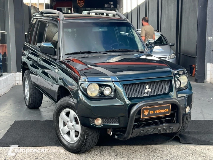 PAJERO TR4 2.0 4X4 16V 140CV FLEX 4P AUTOMÁTICO