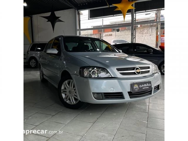 ASTRA SEDAN - 2.0 MPFI ELEGANCE SEDAN 8V 4P MANUAL