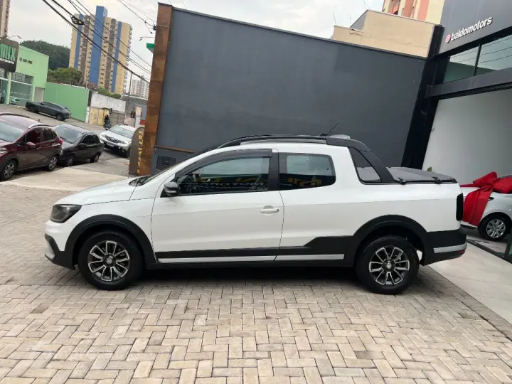 Saveiro CROSS 1.6 T.Flex 16V CD