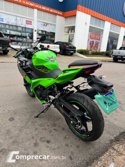 NINJA 400