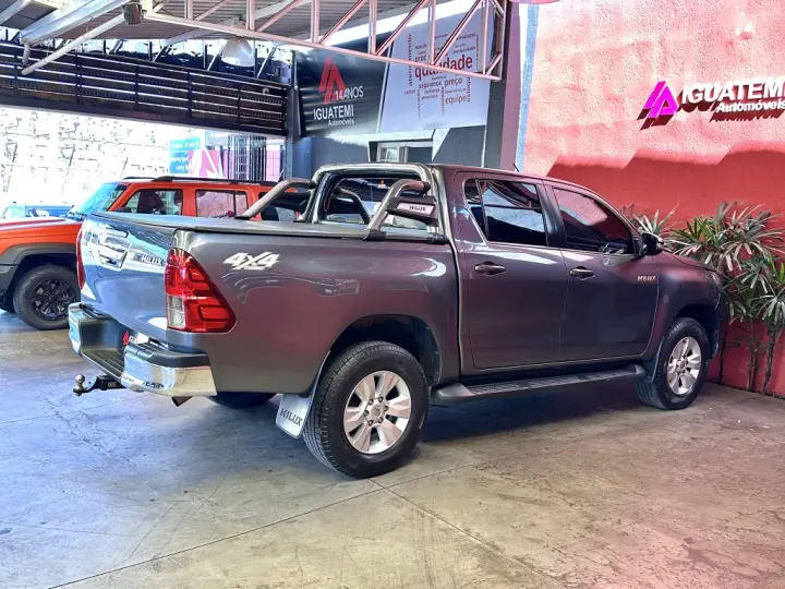 HILUX 2.8 SR 4X4 CD 16V DIESEL 4P AUTOMÁTICO