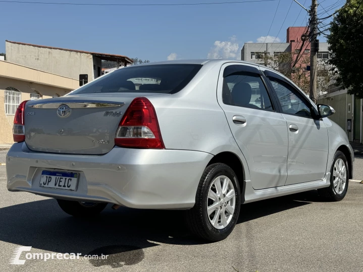 ETIOS 1.5 XLS Sedan 16V