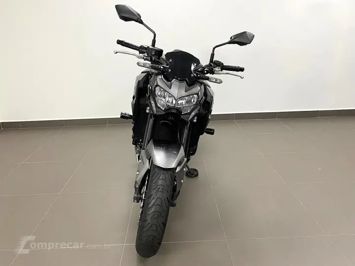 KAWASAKI Z900