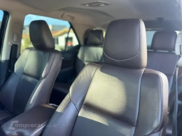 HILUX SW4 2.8 SRX 4X4 16V TURBO INTERCOOLER DIESEL 4P AUTOMÁ