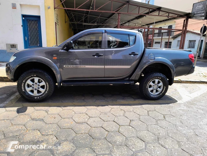 L200 TRITON 2.4 HLS Chrome 4X2 CD 16V