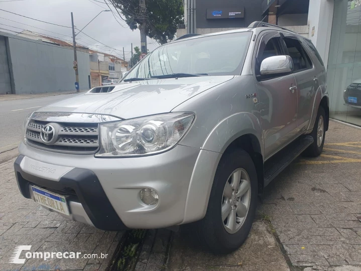 TOYOTA HILUX SW4 3.0 SRV 4X4 7 LUGARES INTERCOOLER 2011