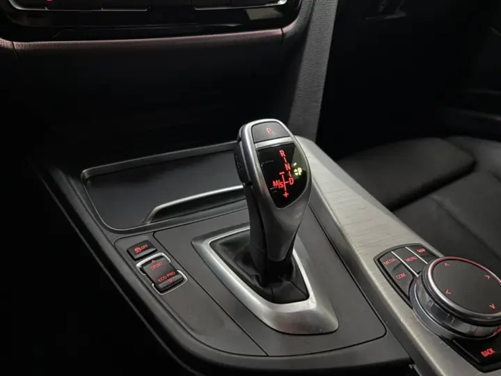 320i 2.0 SPORT GP 16V TURBO ACTIVE FLEX 4P AUTOMÁTICO