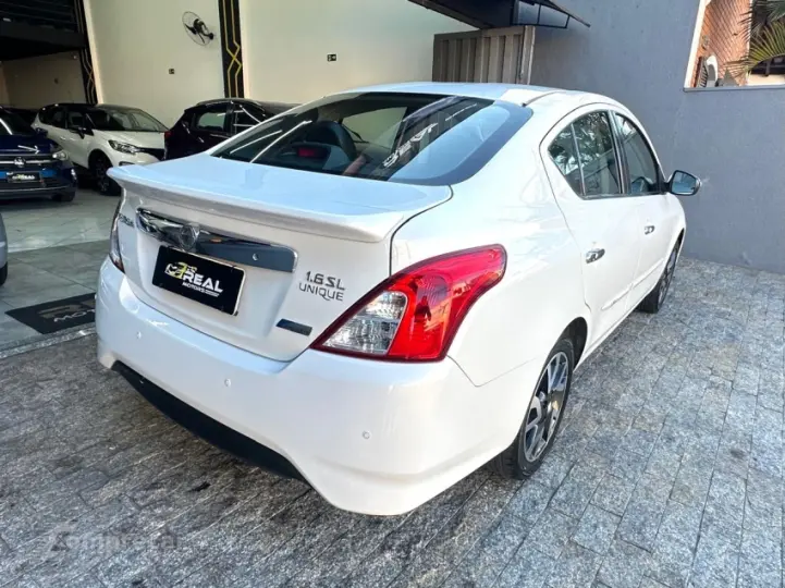 VERSA 1.6 16V Unique