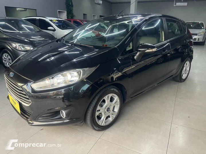 FIESTA 1.6 Titanium Hatch 16V
