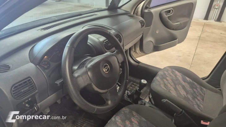 CORSA 1.8 MPFI Maxx 8V