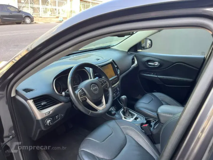 Cherokee Limited 3.2 4x4 V6 Aut.