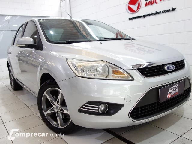 FOCUS SEDAN - 2.0 GLX SEDAN 16V 4P AUTOMÁTICO