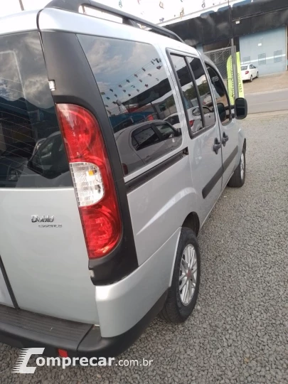 Doblo 1.8 16V 4P FLEX ESSENCE 6 LUGARES