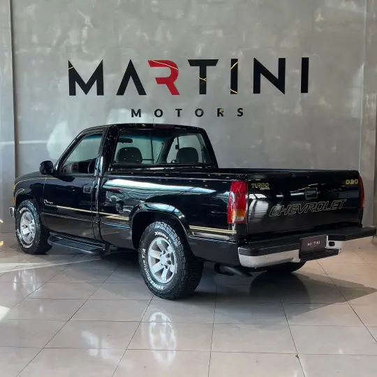 Silverado DLX 4.2 Diesel