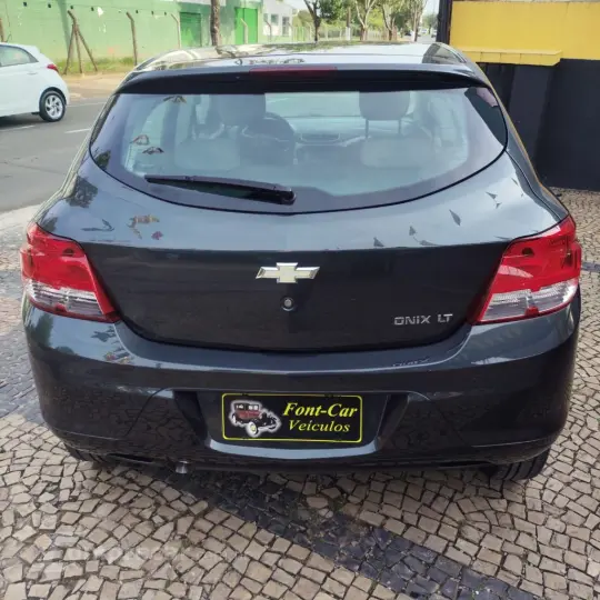 ONIX HATCH LT 1.0 8V FlexPower 5p Mec.