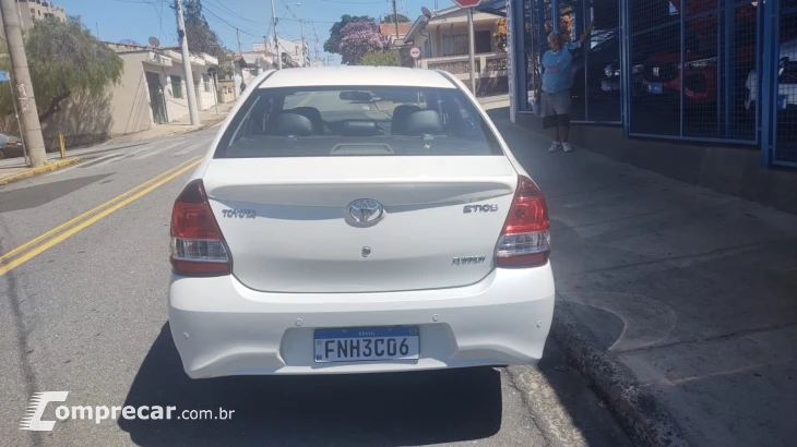 ETIOS 1.5 Platinum Sedan 16V