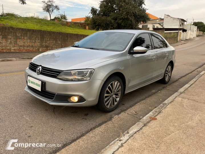 JETTA 2.0 TSI Highline