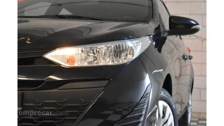 YARIS HATCH - 1.3 16V XL LIVE MULTIDRIVE