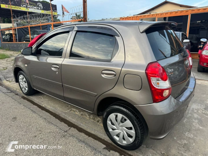 Etios Hatch 1.3 16V 4P FLEX EX