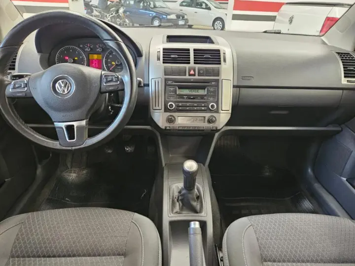 POLO SEDAN 1.6 MI Comfortline 8V