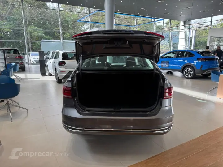 Virtus 1.0 4P 200 TSI FLEX HIGHLINE AUTOMÁTICO