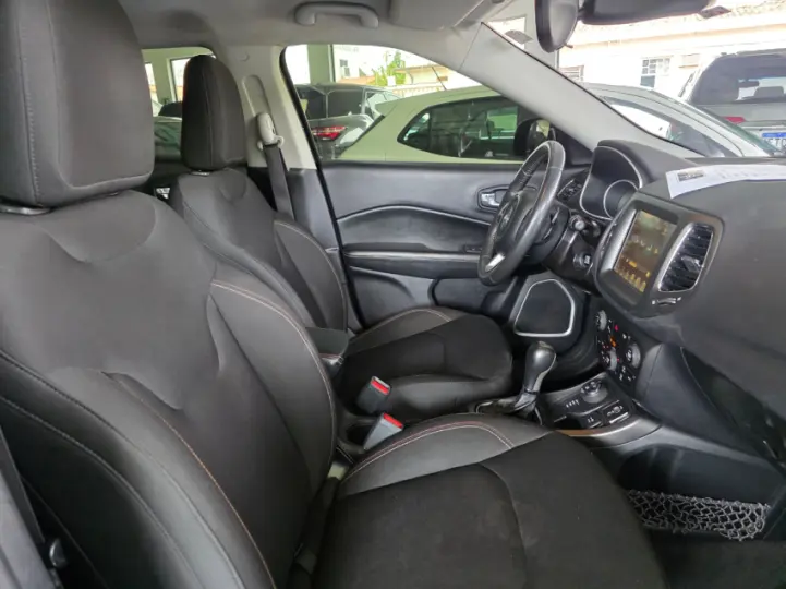 COMPASS 2.0 16V Longitude 4X4