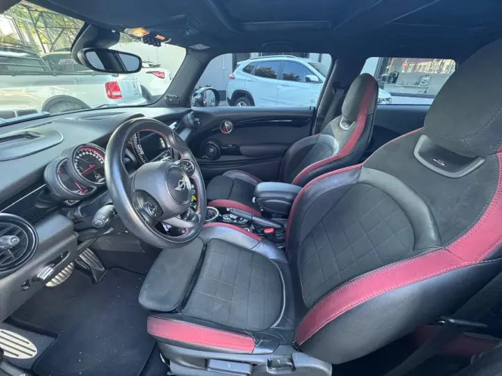 John Cooper Works 2.0 16V TURBO AUTOMÁTICO