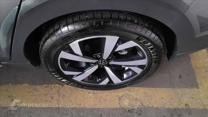 NIVUS 1.0 200 TSI TOTAL FLEX HIGHLINE AUTOMÁTICO