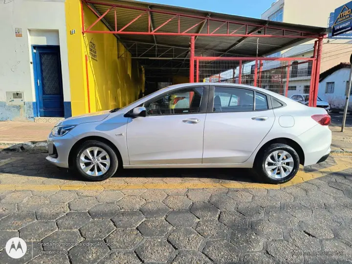 ONIX SEDAN Plus LTZ 1.0 12V TB Flex Aut.