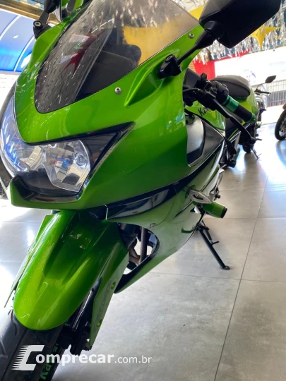 NINJA 250 R