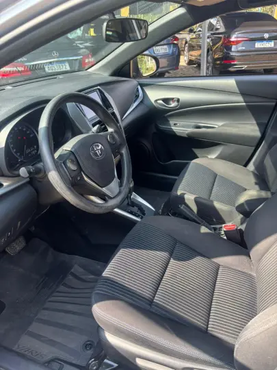 YARIS HATCH XL 1.5 AUTOMATICO