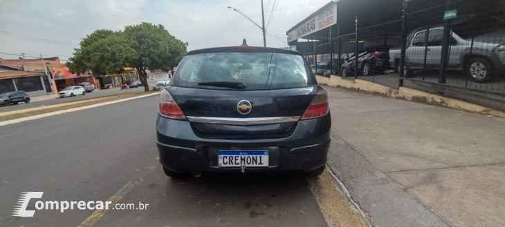 VECTRA 2.0 SFI GT Hatch 8V